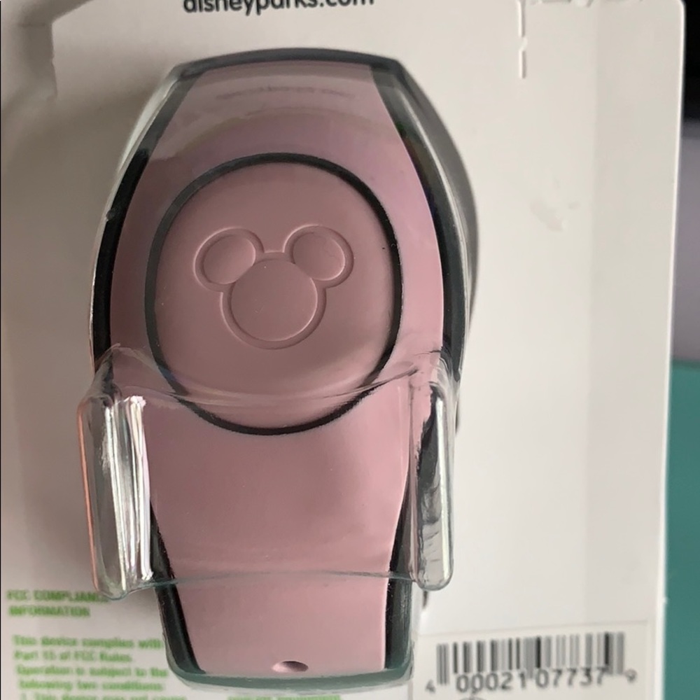 Millinium pink magic band